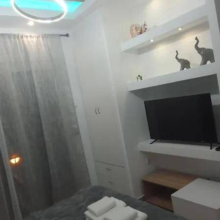 Petit Apartment - City Center - Gorgopotamou 1 Karaferye Dış mekan fotoğraf