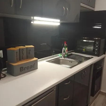 Petit Apartment - City Center - Gorgopotamou 1 Karaferye Dış mekan fotoğraf